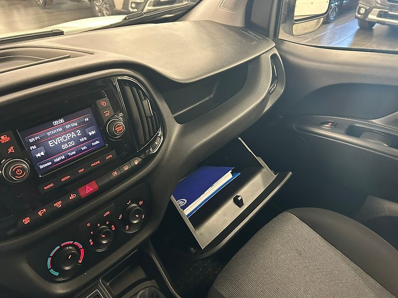 Fiat Dobló (2018) CNG 2018 | Záruka - fotka 31 z 40