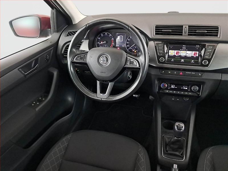 Škoda Fabia (2016) 1.2 TSI, Tempomat - fotka 7 z 17