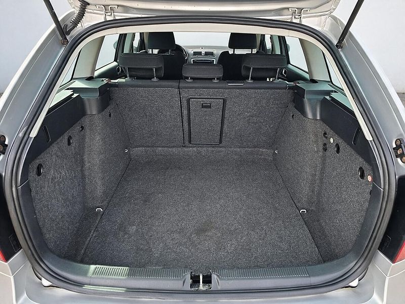 Škoda Octavia 1.2 TSI 77kW SPORT EDITION - fotka 30 z 32