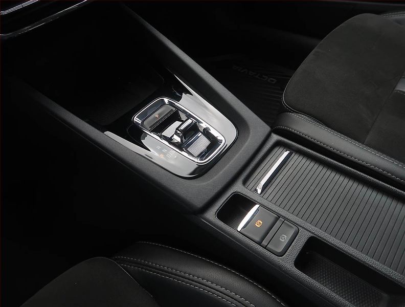 Škoda Octavia (2020) Style 2.0 TDI, Automat - fotka 13 z 24