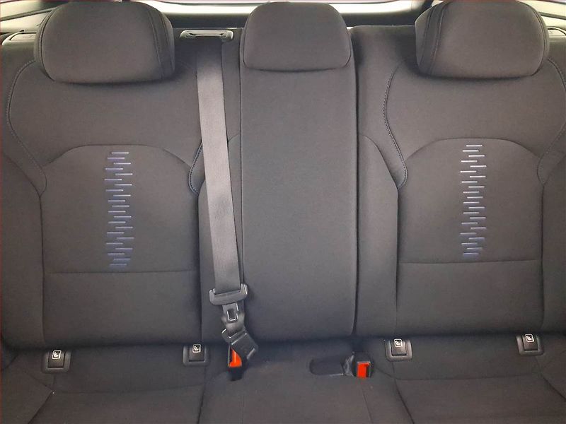 Hyundai i30 (2018) 1.0 T-GDI, Serv.kniha - fotka 10 z 21