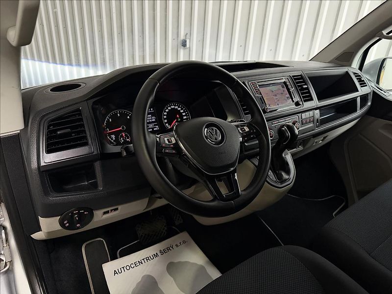 Volkswagen Transporter 2.0TDI 150kW 4MOTION KOMBI 1M - fotka 15 z 39