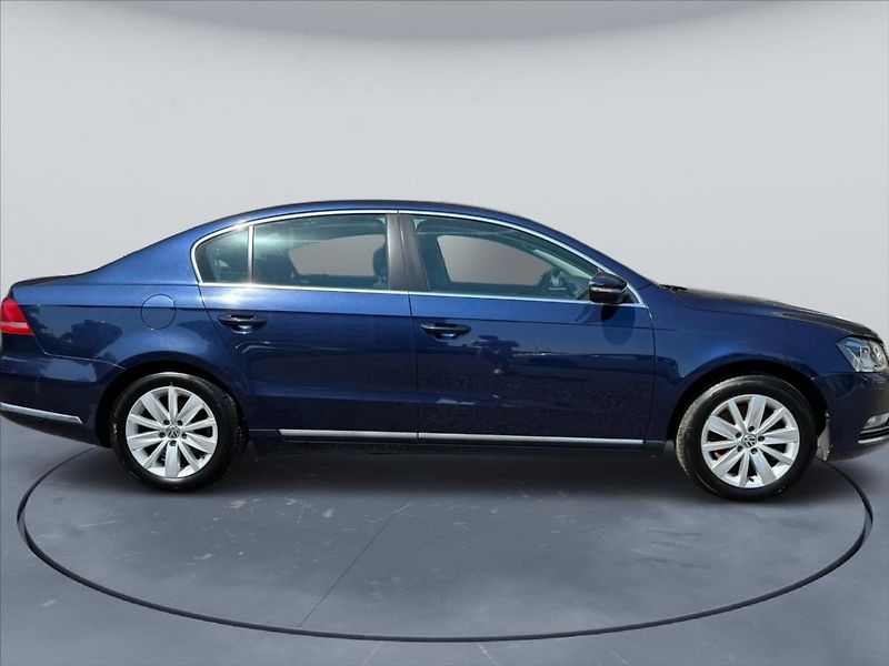 Volkswagen Passat 1,4 CNG, DPH, Kamery - fotka 5 z 20