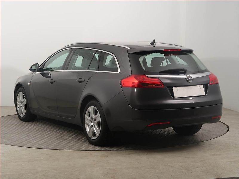 Opel Insignia (2009) 2.0 CDTI, po STK, levný provoz - fotka 4 z 14