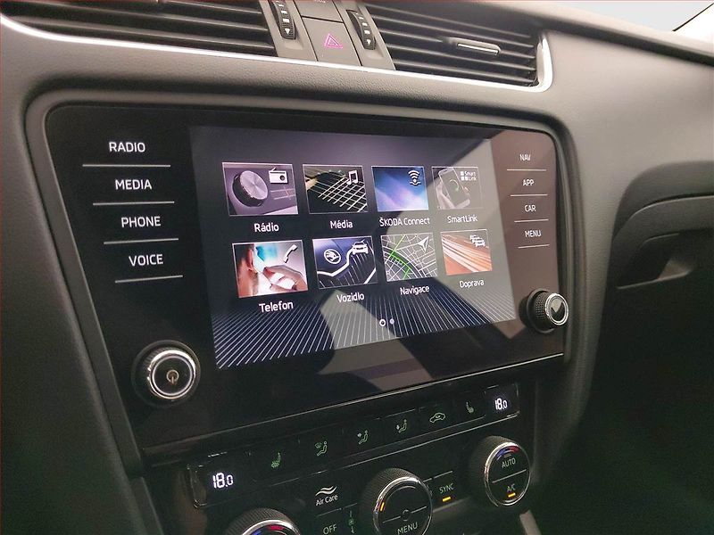Škoda Octavia (2019) Style 1.5 TSI, Serv.kniha - fotka 12 z 23