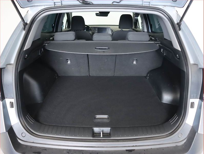 Kia Sportage (2022) 1.6 T-GDI - fotka 14 z 18