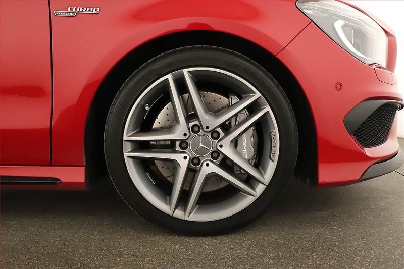 Mercedes-Benz CLA (2016) 45 AMG - fotka 12 z 21