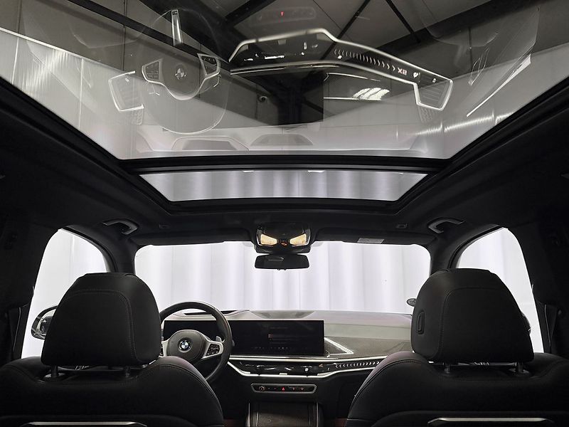 BMW X5 30d xDrive M-SPORT, VZDUCH, PA - fotka 35 z 40
