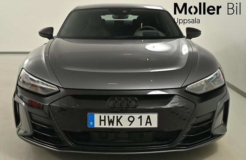 Audi RS e-tron GT AWD 360kam Vzduch Matrix Pano. - fotka 4 z 10