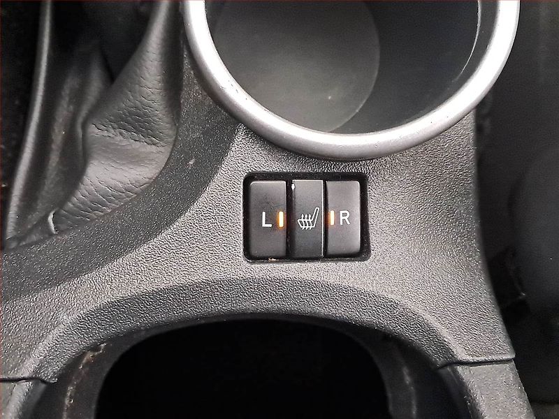 Toyota Verso (2013) 1.8 Valvematic, Automat - fotka 17 z 17