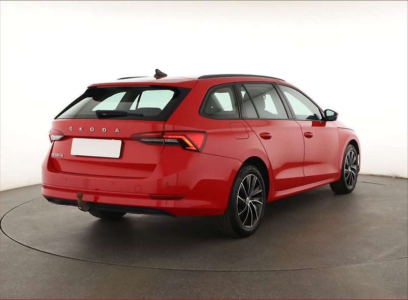 Škoda Octavia (2020) 1.5 TSI, Navi, Tempomat - fotka 5 z 21