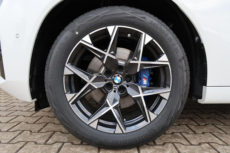 BMW X3 20 xDrive - fotka 6 z 6