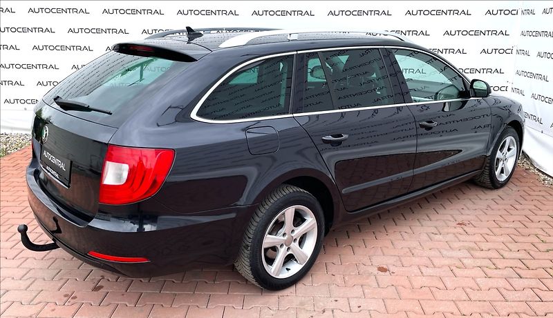 Škoda Superb 2,0 TDi,103kW,STK 6/28 - fotka 4 z 23