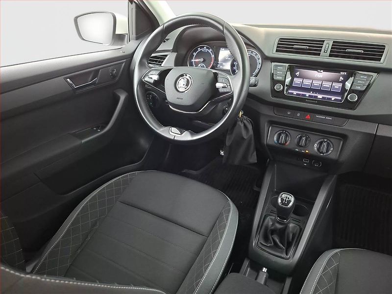 Škoda Fabia (2022) Ambition 1.0 TSI, ČR,1.maj - fotka 7 z 16