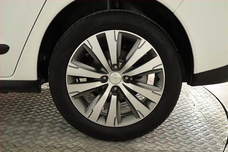 Peugeot 3008 (2014) 1.6 HDi, Serv.kniha, Tempomat - fotka 15 z 20