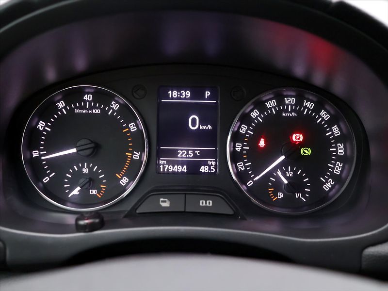 Škoda Fabia 1,2 TSI 77kW DSG Monte Carlo - fotka 15 z 32