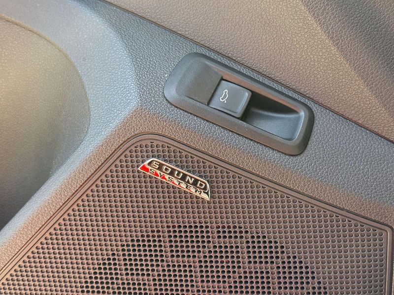 Škoda Kamiq (2020) 1.5 TSI Style - fotka 24 z 31