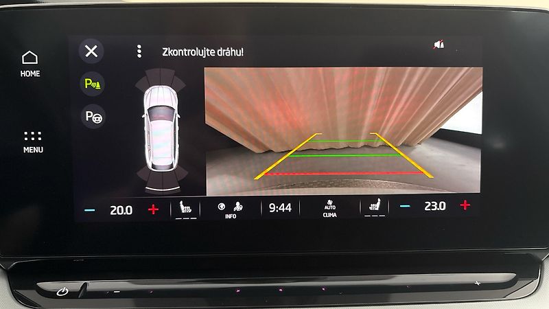 Škoda Octavia 2.0 TDI DSG Style Combi - fotka 12 z 29
