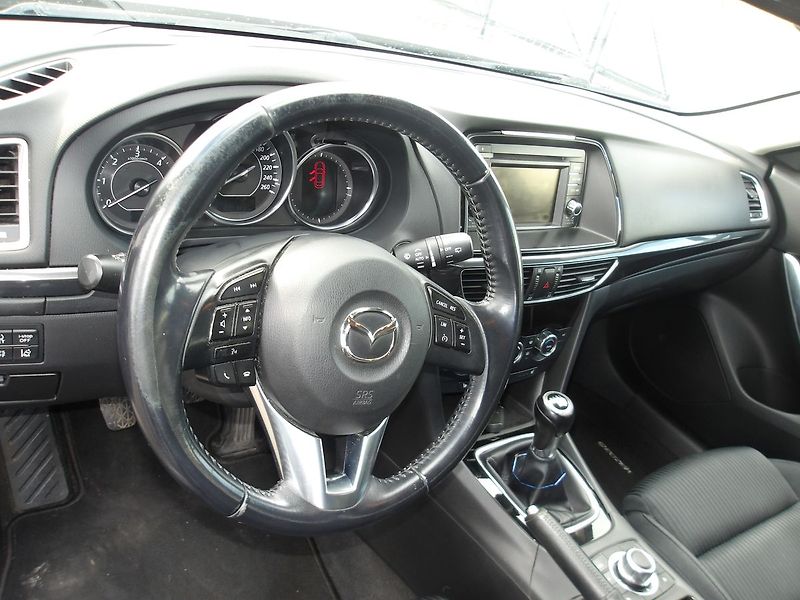 Mazda 6 2,2D PO ROZVODECH ! - fotka 17 z 31
