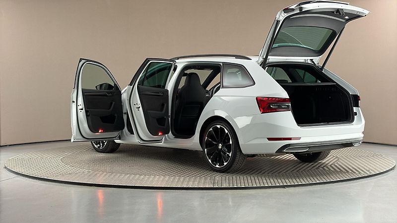Škoda Superb 2.0 TDI DSG 4x4 Sportline Comb - fotka 7 z 29