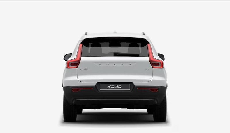 Volvo XC40 (2026) B3 AUT DARK PLUS - fotka 8 z 18