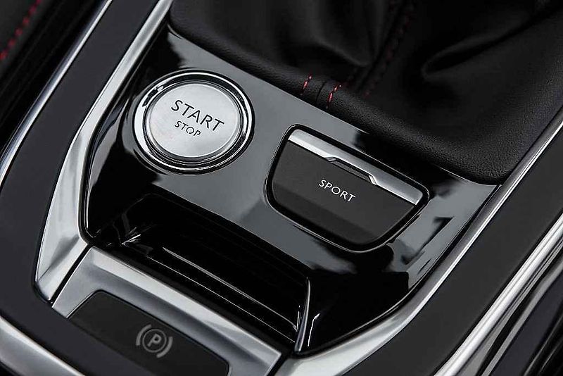 Peugeot 308 GTi.