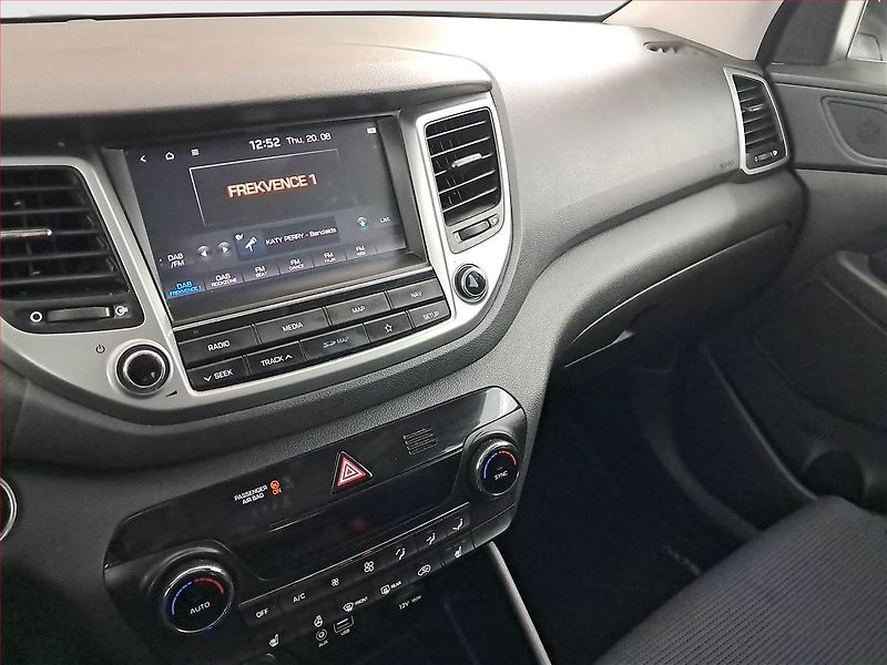 Hyundai Tucson (2018) 2.0 CRDi, 4X4, Automat - fotka 12 z 21