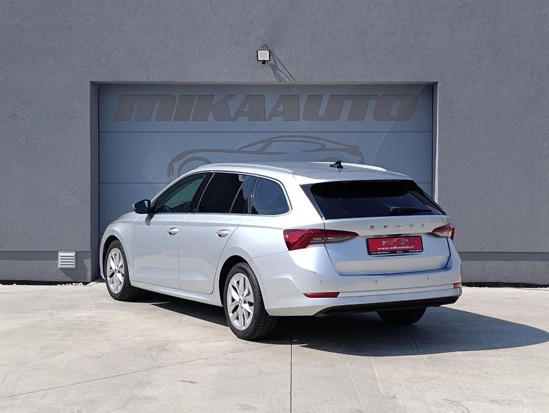 Škoda Octavia 2.0TDi 110kW DSG STYLE ČR - fotka 7 z 27