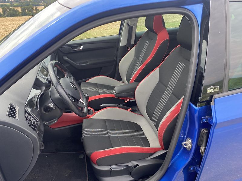 Škoda Fabia (2015) 1.2tsi Monte Carlo - fotka 9 z 21