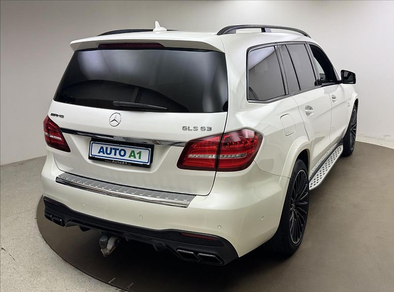 Mercedes-Benz GLS 5,5 63AMG DESIGNO NZTOP PANO - fotka 4 z 61