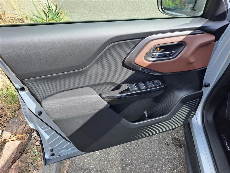 Suzuki e VITARA (2026) Elegance ALLGRIP-e 61kW - fotka 8 z 20