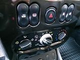 Dacia Duster (2012) 1,6 16V 4x4 KLIMA ALU TAŽNÉ - náhled 20