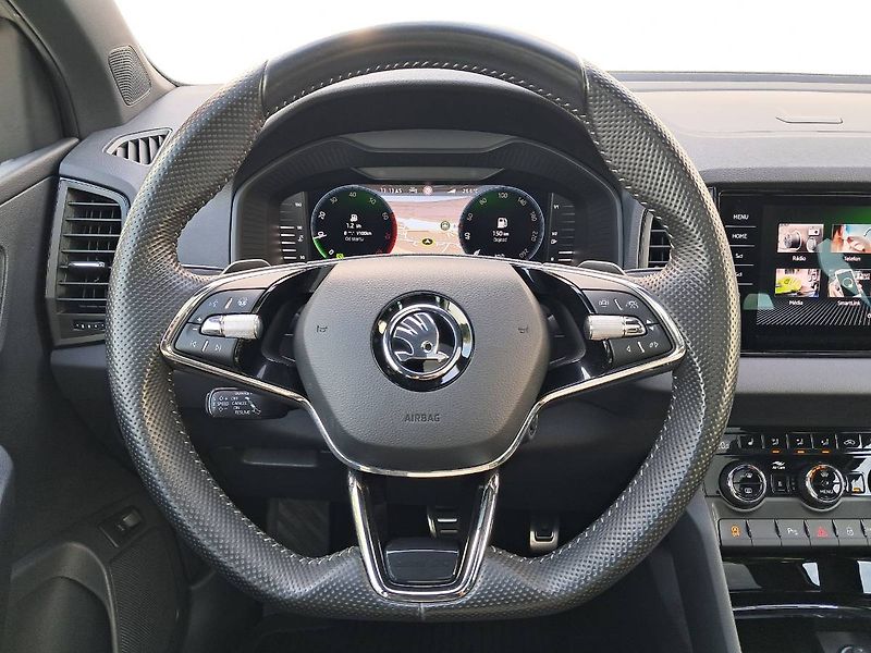 Škoda Karoq (2022) SPORTLINE Exclusive 1.5 TSI / - fotka 6 z 31