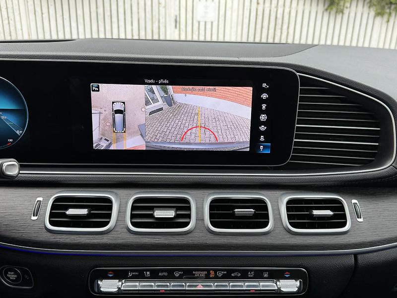 Mercedes-Benz GLS 400d-AMG-4M-63AMG OPTIK-TAŽ. - fotka 27 z 41