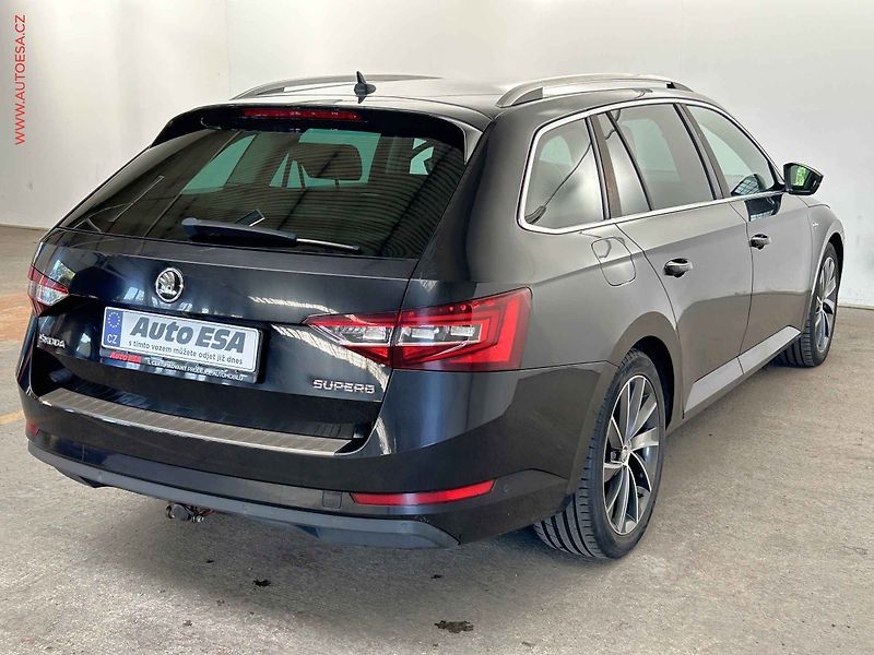 Škoda Superb (2015) 2.0TDi, 1.maj, L&K, DSG - fotka 4 z 17