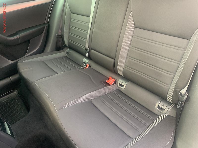 Škoda Octavia (2018) 1.4 TSi, 2.maj,ČR, Ambition - fotka 10 z 20
