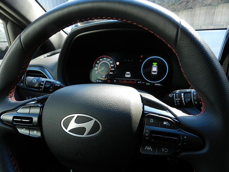 Hyundai i30 N-LINE FL 1.5 T-GDI 103 kW DPH - fotka 28 z 29