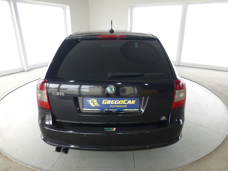 Škoda Octavia (2012) 2,0TDI-125KW*ALU*VYHŘ.SED***RS - fotka 6 z 25