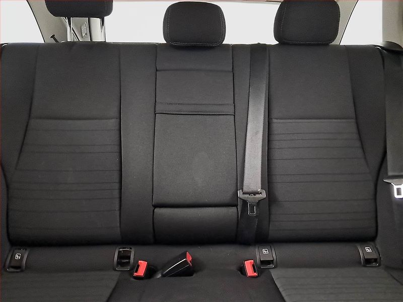 Mercedes-Benz Třídy C (2018) C 200 d, Automat, Serv.kniha - fotka 10 z 20