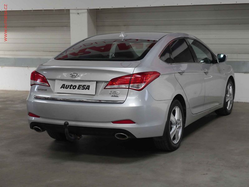 Hyundai i40 (2013) 1.7CRDi, ČR, AC, temp - fotka 6 z 22