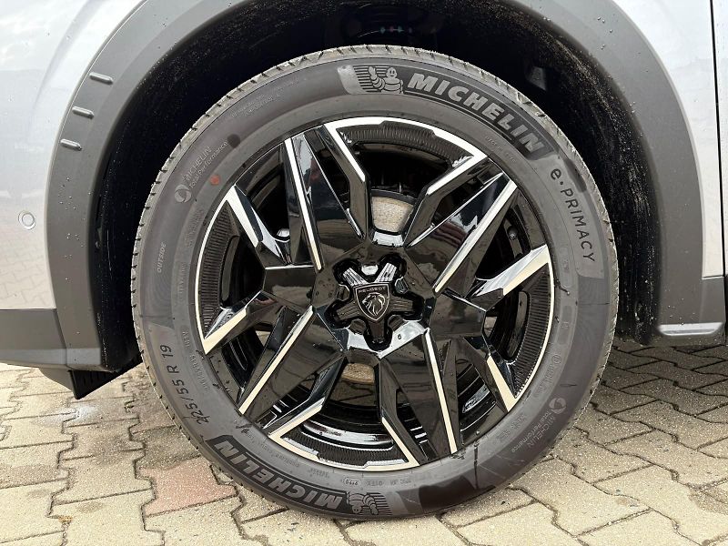 Peugeot 3008 (2026) BUSINESS Hybrid 145 e-DCS6 - fotka 26 z 27