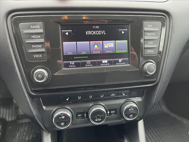 Škoda Octavia 2,0 TDi 110KW KLIMA ROZVODY - fotka 16 z 36