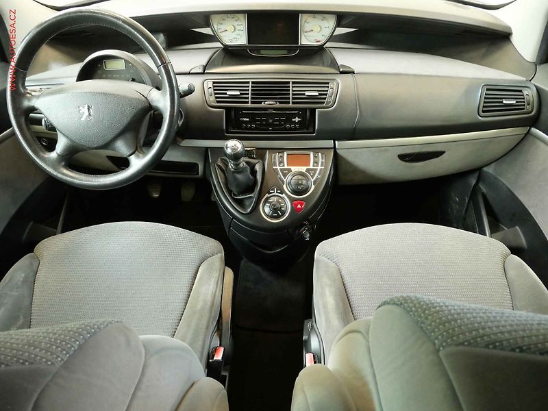 Peugeot 807 (2009) 2.0 HDI, AC, výhřev sed. - fotka 8 z 15
