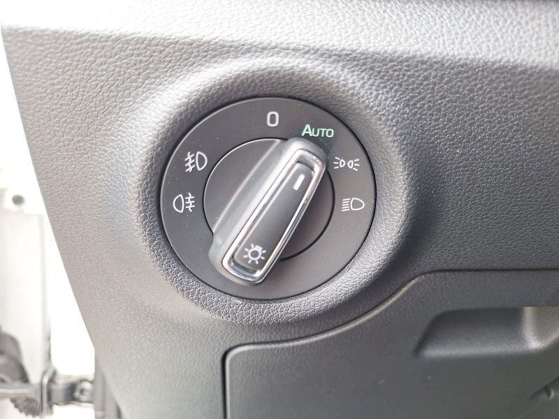 Škoda Kamiq (2023) 1.0 TSI / 81 kW / 6MP / Style - fotka 18 z 34