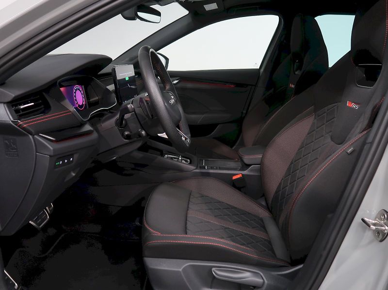 Škoda Octavia (2026) RS 2.0TSI 195KW DSG TAŽNÉ WEBA - fotka 13 z 48