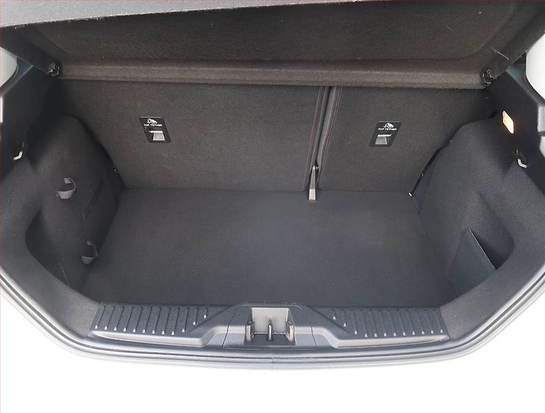 Ford Fiesta (2018) 1.1, Serv.kniha, Tempomat - fotka 13 z 21