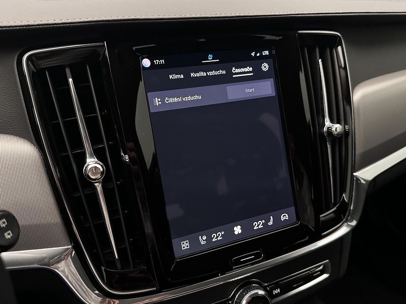 Volvo V90 CC B4 AWD PLUS CZ REZERVACE - fotka 45 z 51