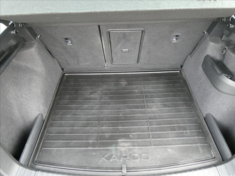 Škoda Karoq 2,0 TDi 110kW,DSG,4x4,1majitel - fotka 19 z 45