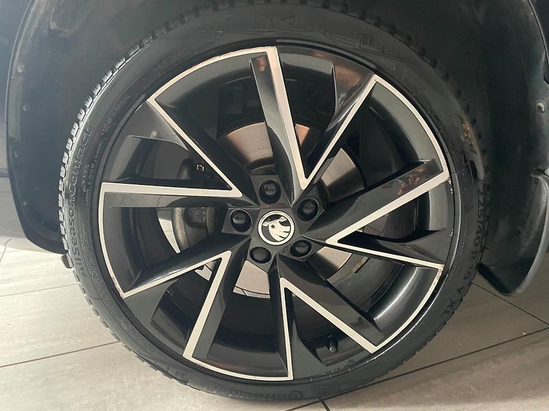 Škoda Karoq (2021) Sportline 1.5 TSI 110kW DSG - fotka 10 z 30