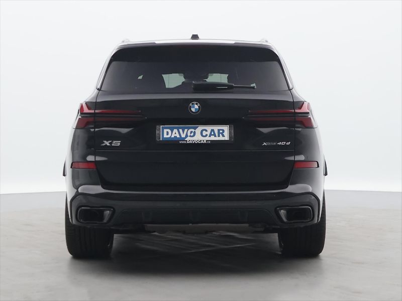 BMW X5 3,0 xDrive40d Mpacket - fotka 6 z 28